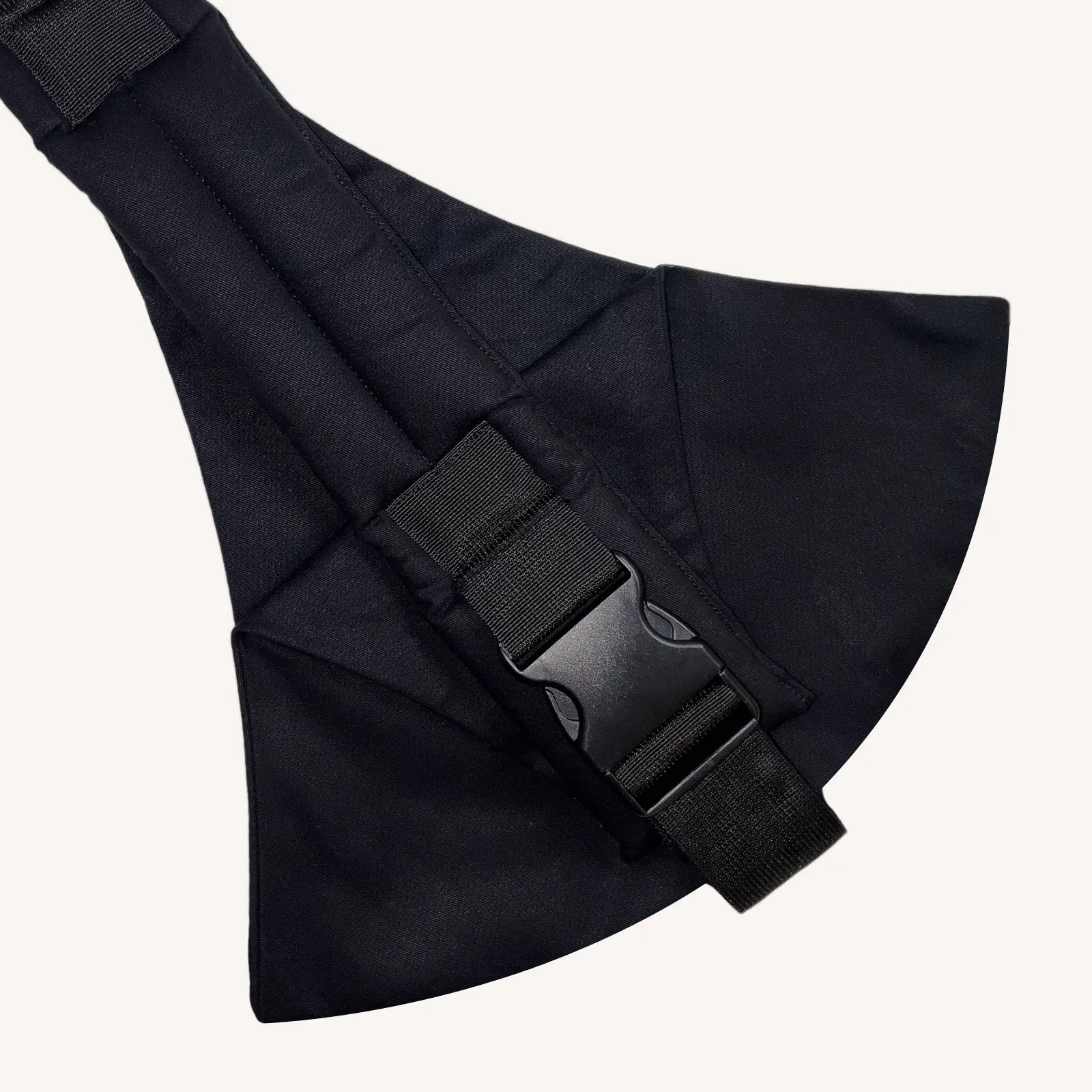 Natural Black Snugs Carrier