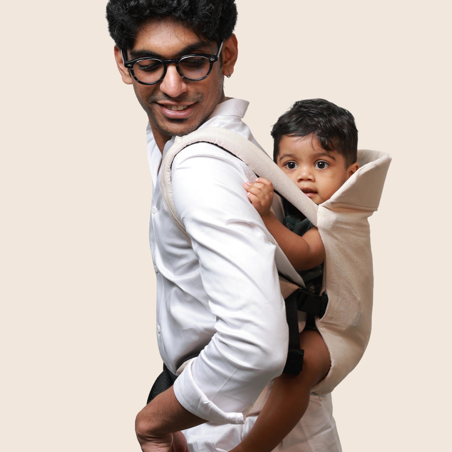 Snugs Embrace Carrier - 2-in-1 Carrier