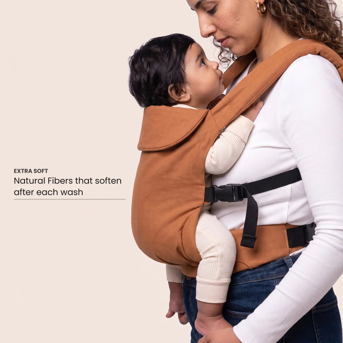 Snugs Embrace Carrier in Terracotta 